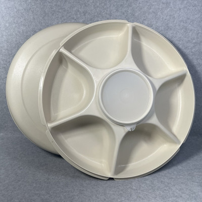 Tupperware 1665-1 Divided Serving Tray Container With Lid 1665 Veggie Dip 1666-image