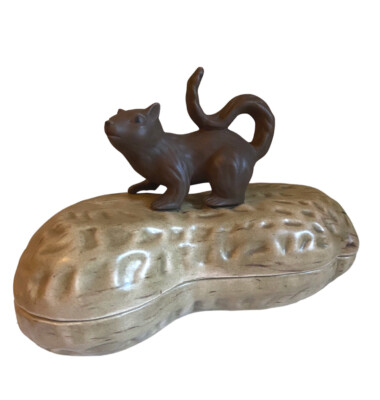 VINTAGE Midcentury mcm ceramic peanut shaped dish with squirrel. HTF RARE-image