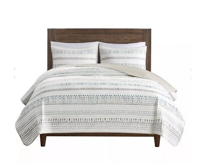 Madison Park Fraser Reversible Microfiber Seersucker 3-Pc. Quilt Set King $250-image