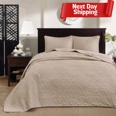 Madison Park 3 Piece Bedspread Set Danmask Khaki King Matching Shams Reversible-image