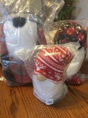 POTTERY BARN Gnome Shaped Pillows - small, medium, large S/3-Christmas-image