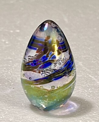 1997 GES Glass Eye Studios IRIDESCENT Swirl EGG Shaped Paperweight 2.75” Tall-image