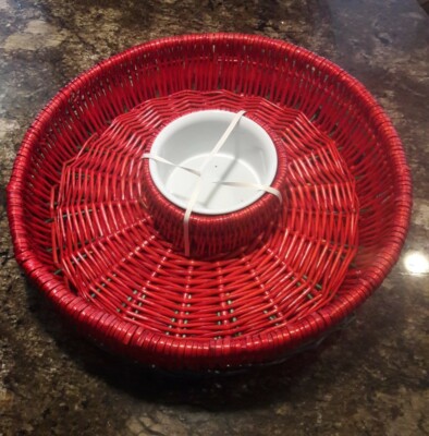 Red Wicker Chip Serving Party Basket & Dip Bowl  and Tray -image