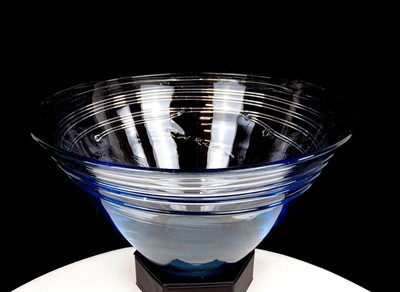 STUDIO ART GLASS ICE BLUE THREADED BAND CONICAL SHAPED 8 1/4