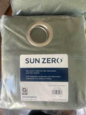 NIP Sun Zero Broderick Theater Grade Blackout Curtains, 2-Pack  Green-image