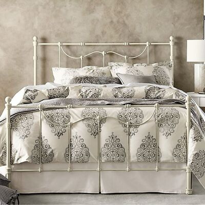 POTTERY BARN Queen Asher Duvet Covers in Gray + Two Euro Shams-image