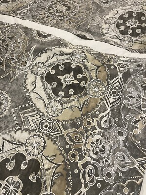 Pottery Barn Shams STANDARD Jacquelyn Medallion Gray Gold Cotton VINTAGE PAIR-image