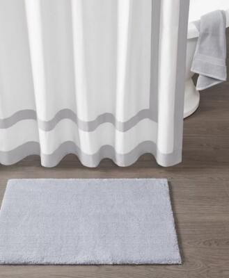 Madison Park Signature Marshmallow Bath Rug Gray 20 x 30 ' T4103981-image