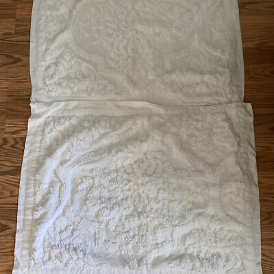 Madison Park White Chenille Pattern Pillow Shams  Shabby Chic Cottage Core-image