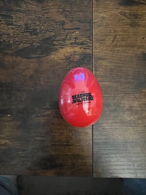 Deadpool & Wolverine best friends necklace(CLAW MACHINE EDITION.)Sealed-image