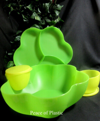 TUPPERWARE NEW NLA Chip’N Dip/Salad/Punch bowl/Center Green-image