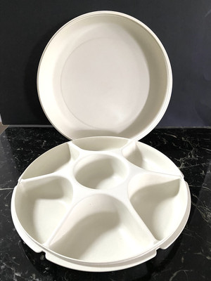 Vintage TUPPERWARE Divided Vegetable Chip Dip PARTY TRAY w/ Lid USA-image