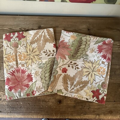 Pottery Barn Courtney Floral 2 Standard Pillow Shams -image