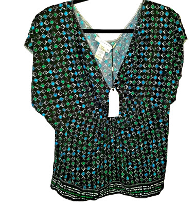 Studio M  Deep V-neck Blouse with Diamond Pattern Blouse Size XL-image