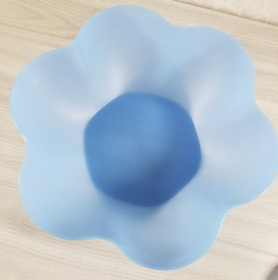 Tupperware Blue Chip n Dip Server w/ Divided Lid #4624-image