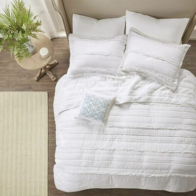 Madison Park Celeste King California King 4-Pc. Duvet Set Ruffle White -image