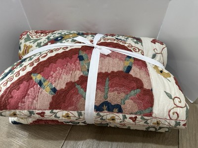 Pottery Barn Paige Suzani Quilt King Cal King-image