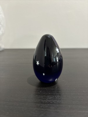 Glass Eye Studio Egg Shaped Paperweight Marked GES 00 Cobalt Blue W/ White Stars-image