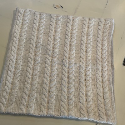 Pottery Barn Beachfront Cable Knit Pillow Cover Ivory 22