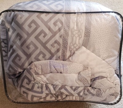 Madison Park 5 piece Bed Set-image