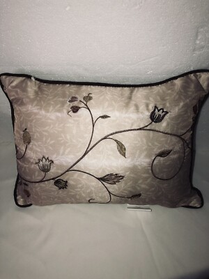 Madison Park Floral Throw Pillow 11