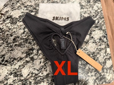 Skims Heart Dipped Thong Soot Black XL Extra Large-image