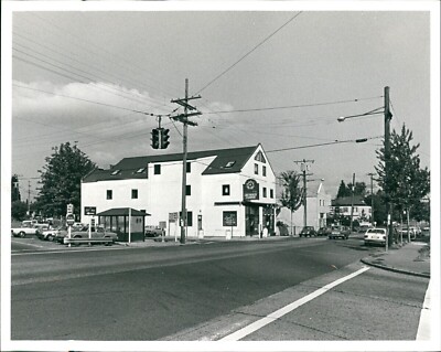1982 Photo Madison Park District East Street Greg Gilbert Vintage Travel 8X10-image