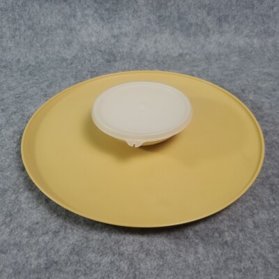 Tupperware Dip-n-Serve 492-3 Gold Chip Dip Veggie Server Tray Bowl Lid-image