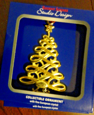 REGENT SQUARE STUDIO DESIGN COLLECTIBLE XSTMAS TREE ORNAMENT FINE CRYSTAL 2022-image