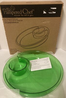 The Pampered Chef Green Acrylic Chip and Dip Serving Tray 2793 New With Box-image