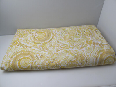 Pottery Barn Size King  Botanical Duvet Cover Yellow /White Flower-image
