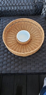 Williams Sonoma Wicker Woven Chip n Dip Platter with White Ceramic Bowl-image