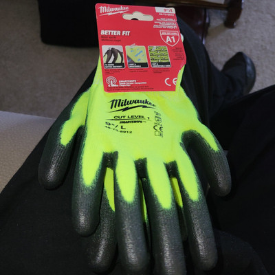 Milwaukee Gloves L Cut Level 1 High Visibility Polyurethane Dipped 48-73-8912  A-image