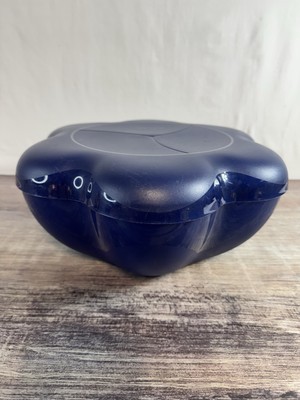 Tupperware 1.5 Gal Chip & Dip Flower Bowl Serving Tray SET W/2 Side Bowls-image