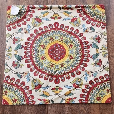 Pottery Barn Della Medallion Pillow Cover 24x24 NWT-image