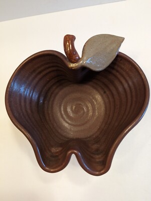 Neal Pottery Rustic Farmhouse Country Apple Shaped Bowl 7