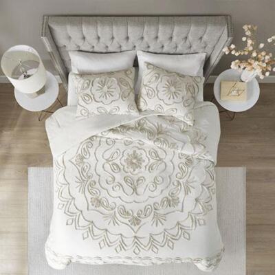 Madison Park Violette 3 Piece Tufted Cotton Chenille Comforter Set - King/Cal Ki-image