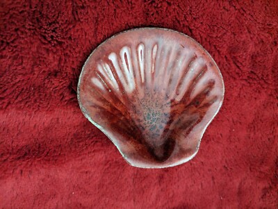 Vintage Studio Art Pottery Shell Shaped Trinket Ring Dish Signed Oxblood Glaze-image