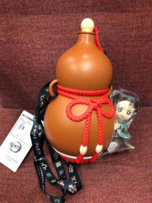 USJ Limited Demon Slayer Kimetsu no Yaiba Tanjirou Popcorn Bucket Hyotan-Shaped -image