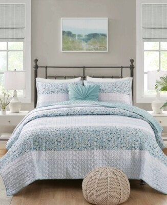 Madison Park Caralie Seersucker 4 Piece Quilt Set, King/California King - Aqua-image