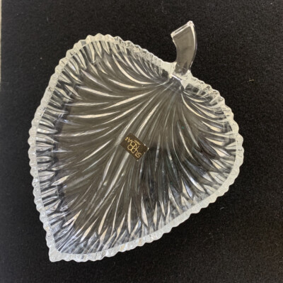 Studio Nova Summer Leaf Hostess Server Clear Glass Dish Candy Textured Mikasa-image