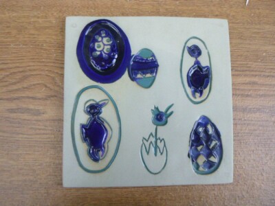 VTG MCM Bennington Pottery Trivet Wall Studio Tile #1535 Eggs Chicks Green Blue-image