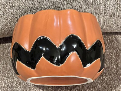 NEW Pottery Barn Peanuts Pumpkin Shaped Stoneware Serving Candy Bowl, Halloween-image