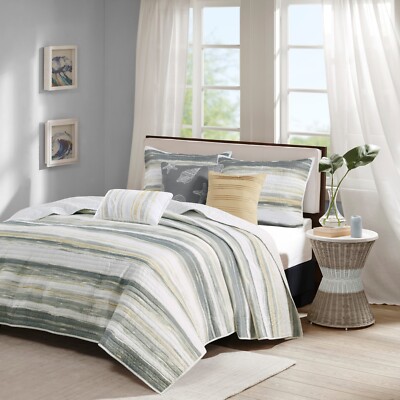 Madison Park Marina 6 Piece Printed Quilt Set with Throw Pillows-image