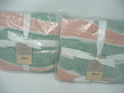 Pottery Barn Roxy Vintage Sun Sham King Quilted  s/2-image