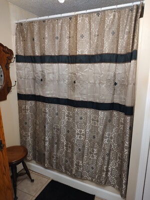Madison Park Shower Curtain NWoT Black Tan Brown-image