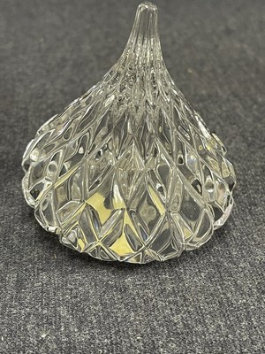 Estate Find Teardrop Hershey's Kiss Shaped Art Glass Paperweight 3