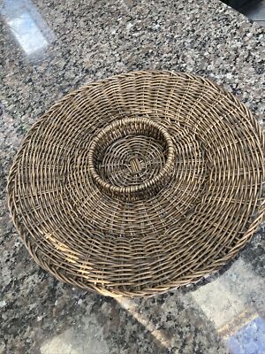 Rattan Chip and Dip Basket Round  Hand Woven Server Tray Vintage Retro 16