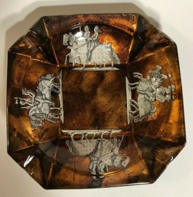 VINTAGE ~ SUNGOTT ART STUDIOS ~ DECOUPAGE SQUARE GLASS ASHTRAY ~ NO 105 ~ 8