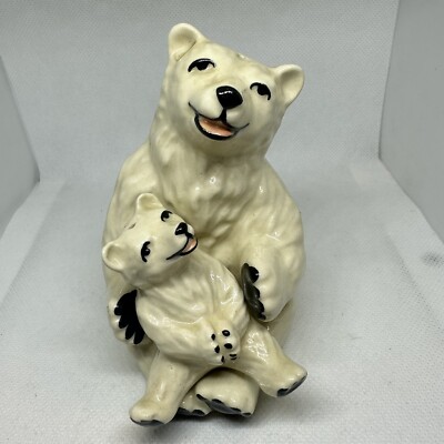 Vintage Ceramic Arts Studio Polar Bear Mom & Baby Salt & Pepper Shakers Set-image